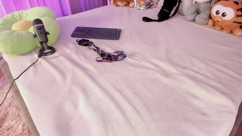 Snapshot of camila_matinez_ chatting on 02.06.25 Camila online show from 02.06.25