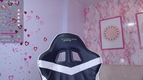 Snapshot of camila_pandora_ch chatting on 12.05.24 Cami online show from 12.05.24