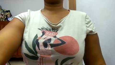 Camila online show from 10.02.25