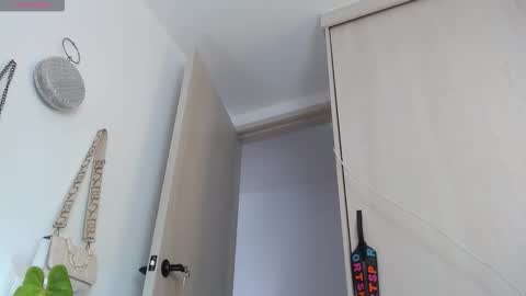 camila_torresss online show from 11.04.25