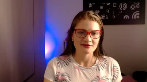 Snapshot of camila_ventura chatting on 04.08.26 Camila ventura online show from 04.08.26