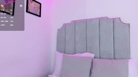 Camila Monroee  online show from 12.11.24