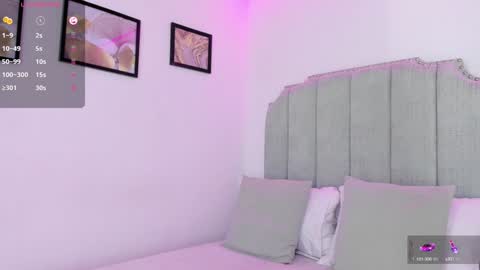 Camila Monroee  online show from 01.15.25