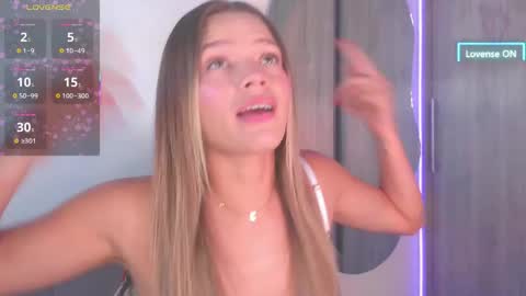 Camila Monroee  online show from 04.22.26