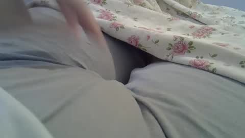 flash 50 tokens BIG CLIT  tits pussy. masturbation big clit 150 tokens fingers inside pussy 1000 tk  pump big clit 300 tk online show from 03.10.25