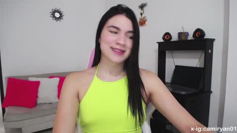 X IGcamiryan01 online show from 12.22.24