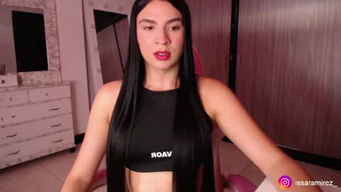 X IGcamiryan01 online show from 10.25.25