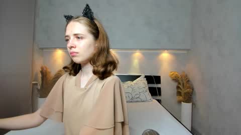 Snapshot of camilla_kelly chatting on 09.12.25 Camilla online show from 09.12.25