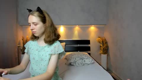 Snapshot of camilla_kelly chatting on 09.26.25 Camilla online show from 09.26.25