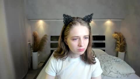 Snapshot of camilla_kelly chatting on 10.08.25 Camilla online show from 10.08.25