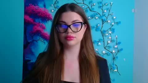 Snapshot of camilla_xo_ chatting on 11.29.25 Camilla online show from 11.29.25