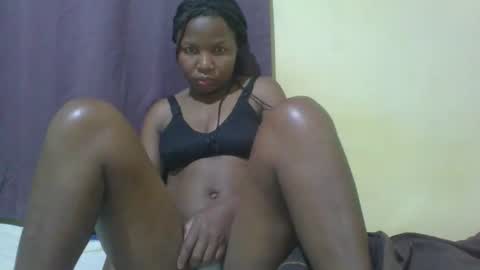 Snapshot of camillah_sweet chatting on 12.01.25 camillah_sweet online show from 12.01.25