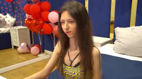 Snapshot of camillewhite chatting on 03.16.26 camillewhite online show from 03.16.26
