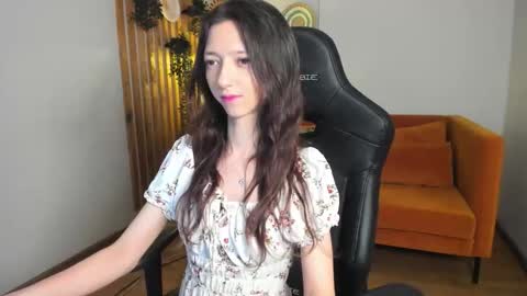 Snapshot of camillewhite chatting on 03.21.26 camillewhite online show from 03.21.26