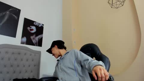 Camillo Virgil online show from 09.26.25