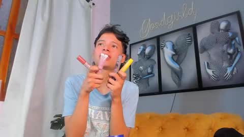 Camillo Virgil online show from 11.05.25