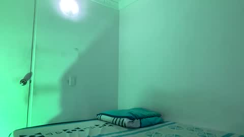 camilo_contre21 online show from 01.30.25