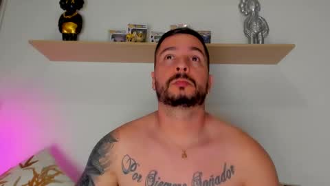 camilo_restrepo21 online show from 10.20.25