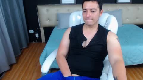 Snapshot of camilo_stark chatting on 01.08.25 Camilo online show from 01.08.25