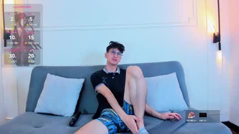 Snapshot of camilo_stark chatting on 10.17.25 Camilo online show from 10.17.25