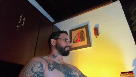 Snapshot of camilomayer chatting on 05.27.26 Camilo online show from 05.27.26