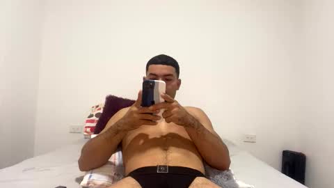 camilor_30 online show from 10.20.25