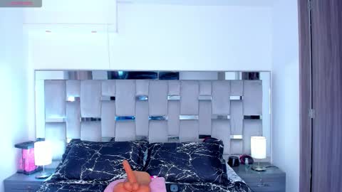 Camila online show from 02.26.26