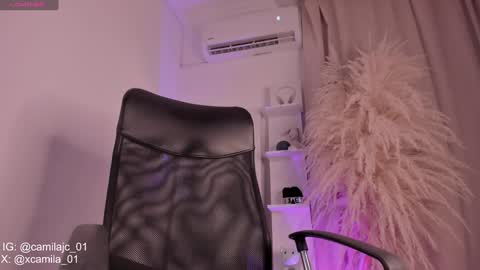 Laura Camila online show from 02.02.25