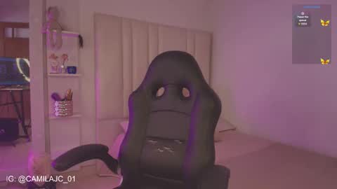 Laura Camila online show from 03.05.26