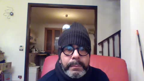 Snapshot of camomilla72 chatting on 02.21.25 Cristian online show from 02.21.25