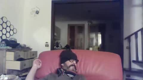Snapshot of camomilla72 chatting on 10.13.25 Cristian online show from 10.13.25