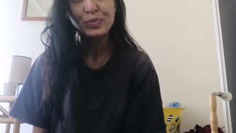 Snapshot of camren777 chatting on 02.14.25 Camren online show from 02.14.25