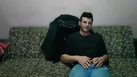 Snapshot of camshow22cm chatting on 12.25.24 FREMAN online show from 12.25.24