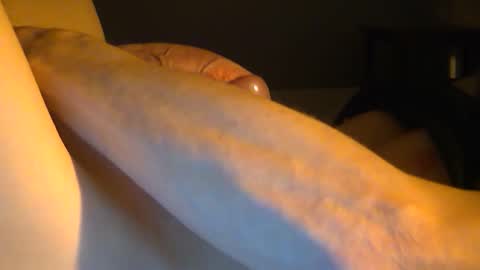 Snapshot of canadian139992 chatting on 10.25.25 canadian139992 online show from 10.25.25