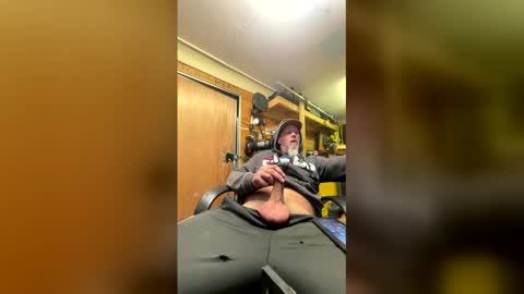 Chris online show from 02.05.26