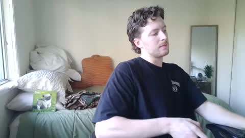 Snapshot of canadianstud18 chatting on 01.15.25 Devon online show from 01.15.25