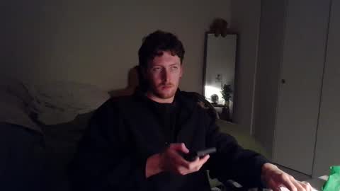 Snapshot of canadianstud18 chatting on 01.24.25 Devon online show from 01.24.25