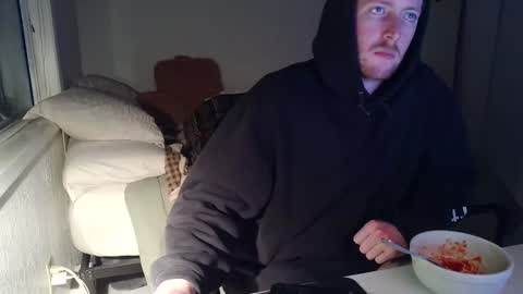 Snapshot of canadianstud18 chatting on 02.04.25 Devon online show from 02.04.25