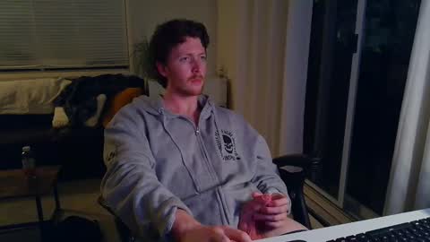 Snapshot of canadianstud18 chatting on 03.04.25 Devon online show from 03.04.25