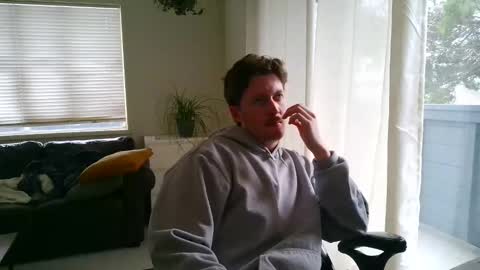 Snapshot of canadianstud18 chatting on 03.12.25 Devon online show from 03.12.25