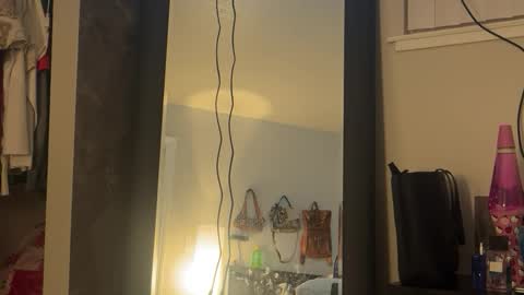 NIO POLLA online show from 04.19.26