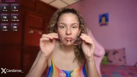 Snapshot of candase_ chatting on 11.11.25 Candase online show from 11.11.25