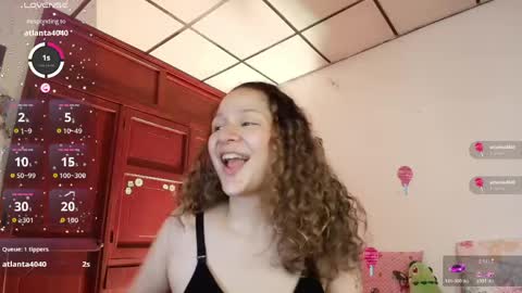 Snapshot of candase_ chatting on 05.17.26 Candase online show from 05.17.26
