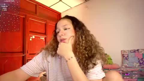 Snapshot of candase_ chatting on 06.20.26 Candase online show from 06.20.26