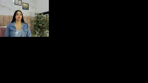 Snapshot of candicewayne chatting on 06.13.26 CANDICE WAYNE online show from 06.13.26