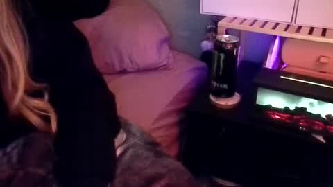 Candi online show from 11.30.25