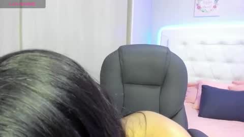 Snapshot of candy__brown1 chatting on 10.08.25 candy brown online show from 10.08.25