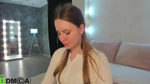 Candy online show from 10.14.25