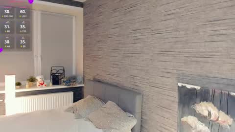 Flora online show from 02.25.25