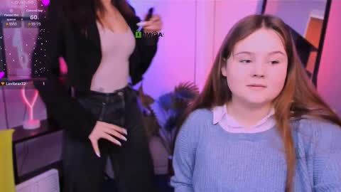 Snapshot of candy_flossie1 chatting on 12.05.25 candy flossie1 online show from 12.05.25